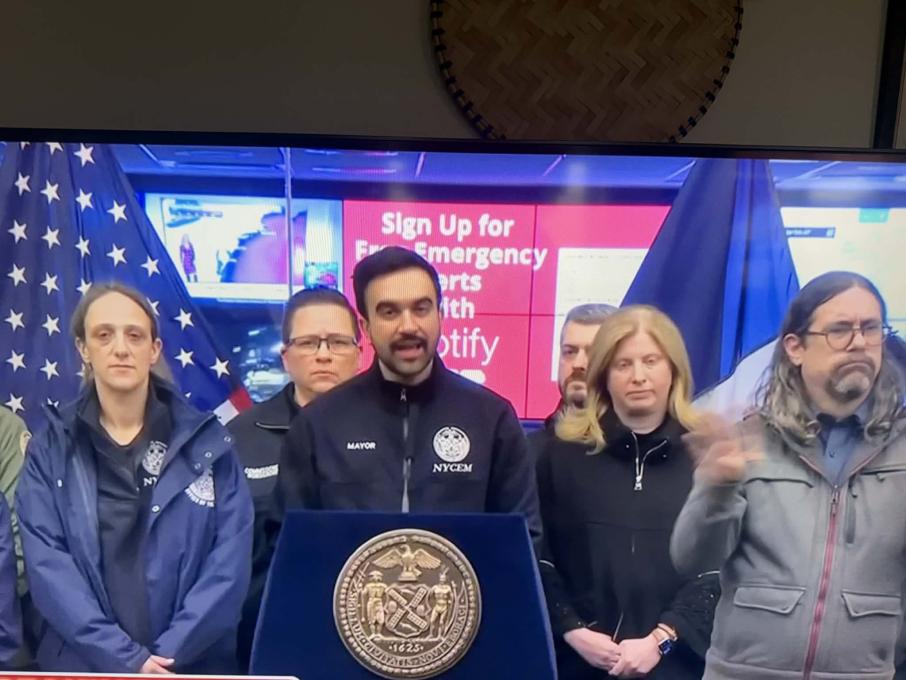 हिमआँधीको कारण सोमबार सार्वजानिक विद्यालय बन्द, राती नौ बजेबाट सवारी यात्रामा रोक